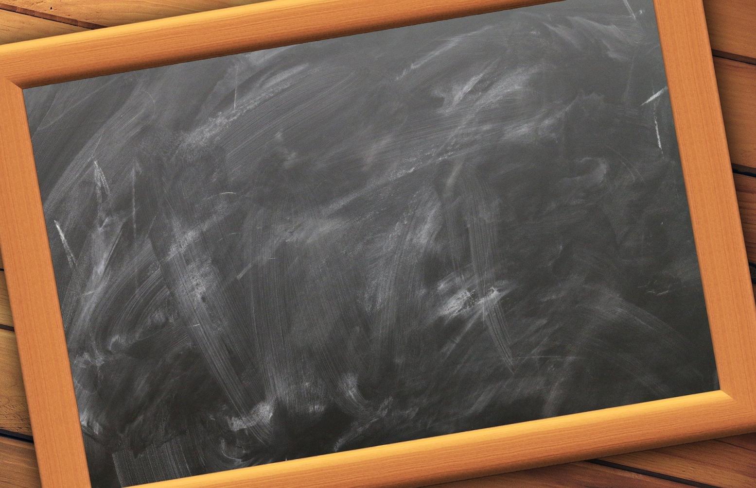 Casos prováveis de Covid-19 nas escolas é 31 vezes menor que a incidência estadual