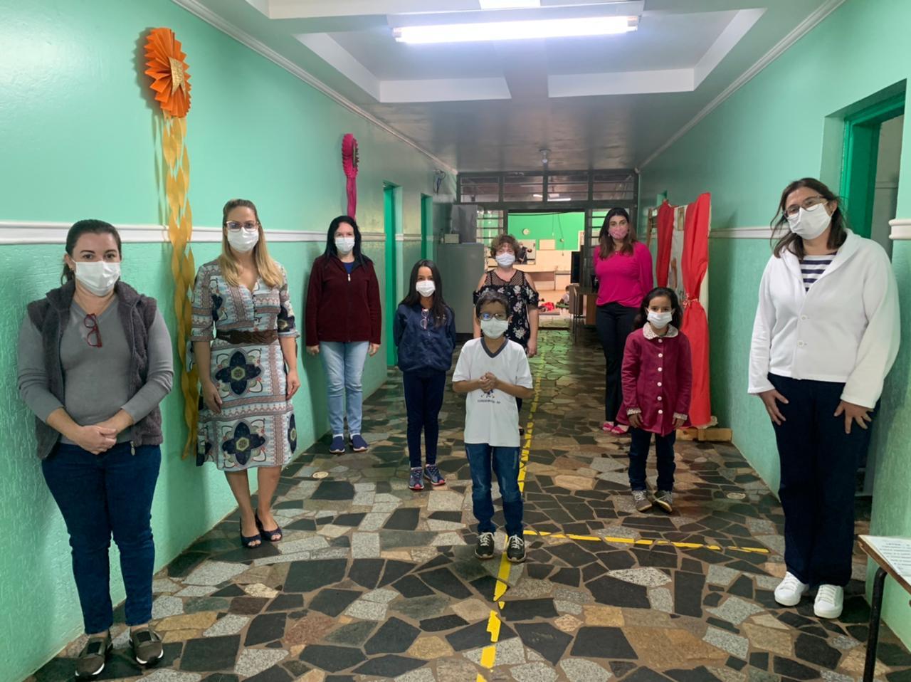 Secretaria de Educação de Cordeirópolis faz homenagem pelo Dia do Pedagogo