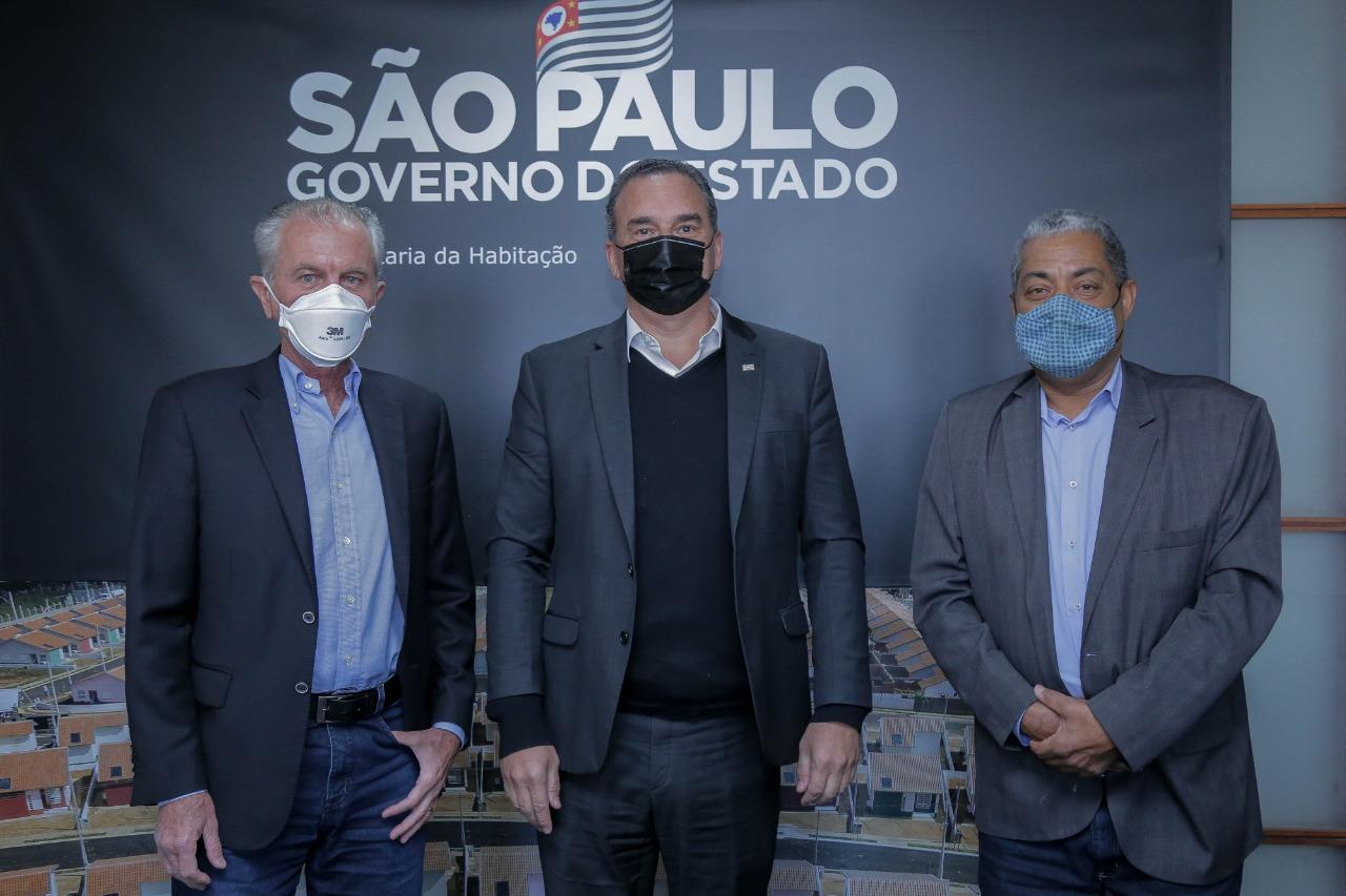 Prefeito de Limeira trata de questões habitacionais com secretário de Estado