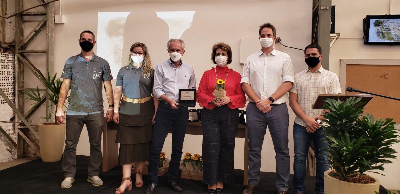 Prefeito e primeira-dama de Limeira participam de ato na Unigrês