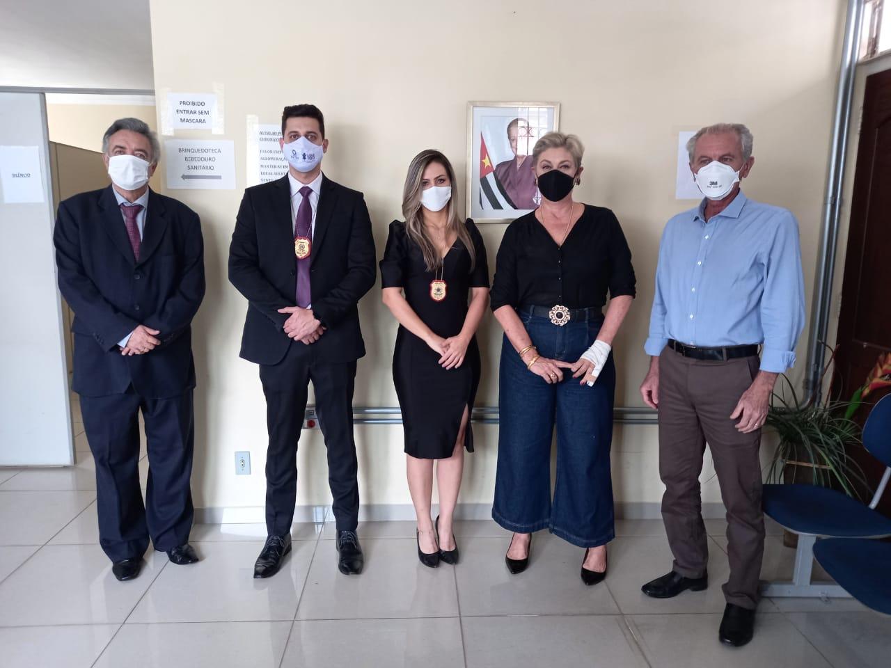 Prefeito de Limeira acompanha posse da nova delegada