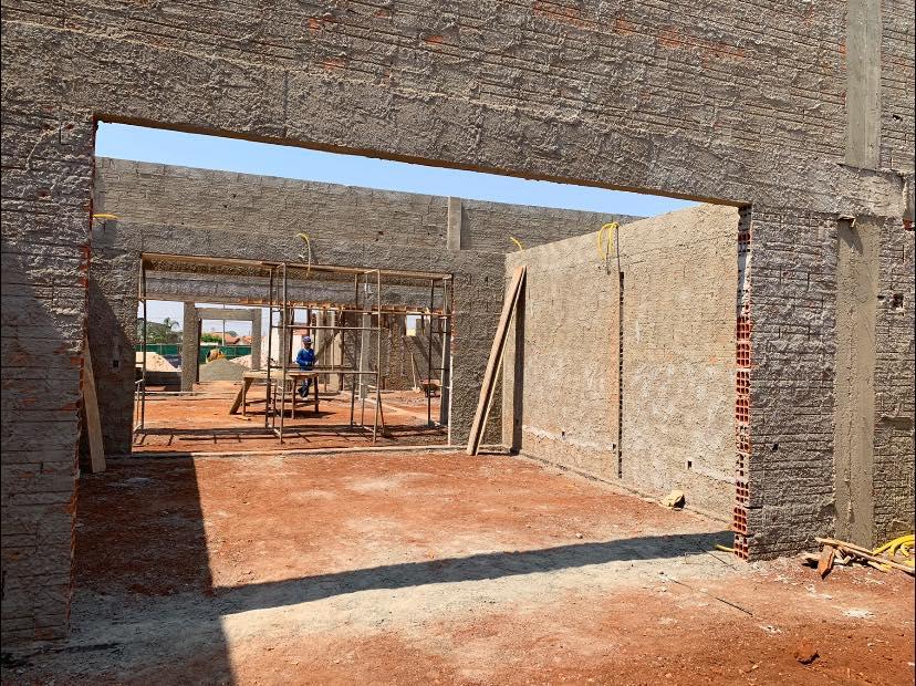 Construção do novo Centro de Educação Infantil no Jardim Lise segue a todo vapor