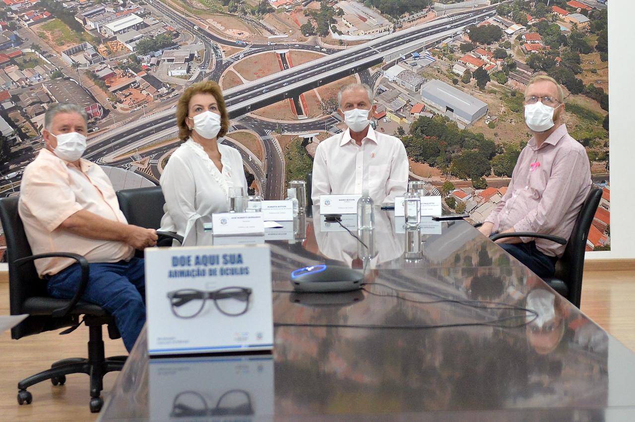 Prefeitura de Limeira e Fundo Social lançam campanha que arrecada armação de óculos