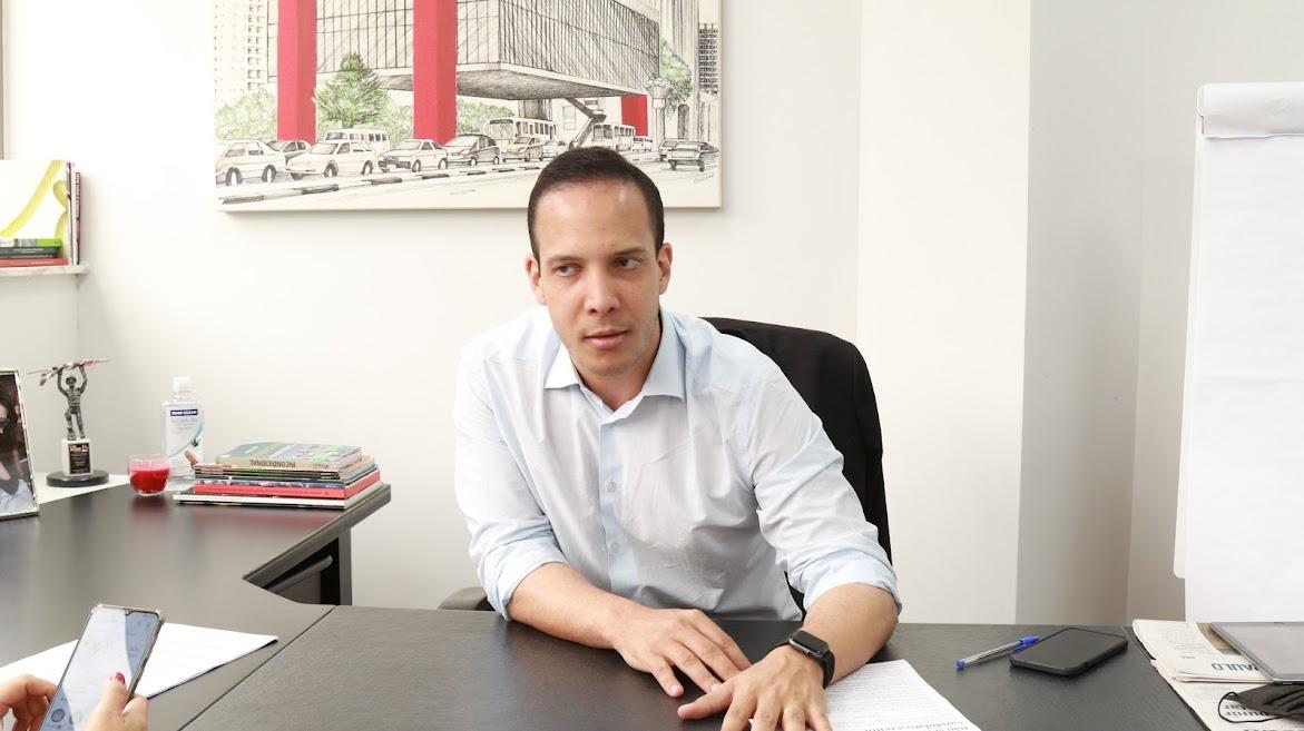 Projeto de lei do deputado Murilo Félix regulamenta transporte por aplicativo