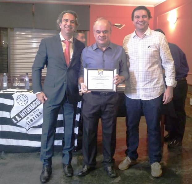 Certificado reconhece incentivo da Unimed ao esporte