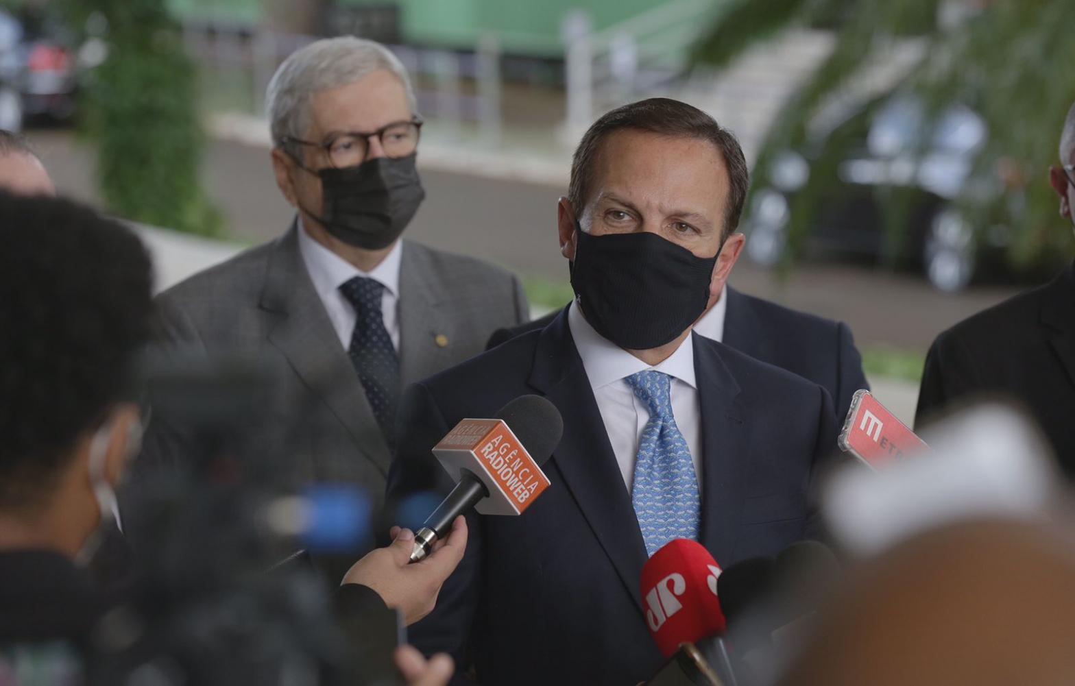 Doria confirma novo pedido para vacinar crianças e jovens entre 3 e 17 anos com Coronavac