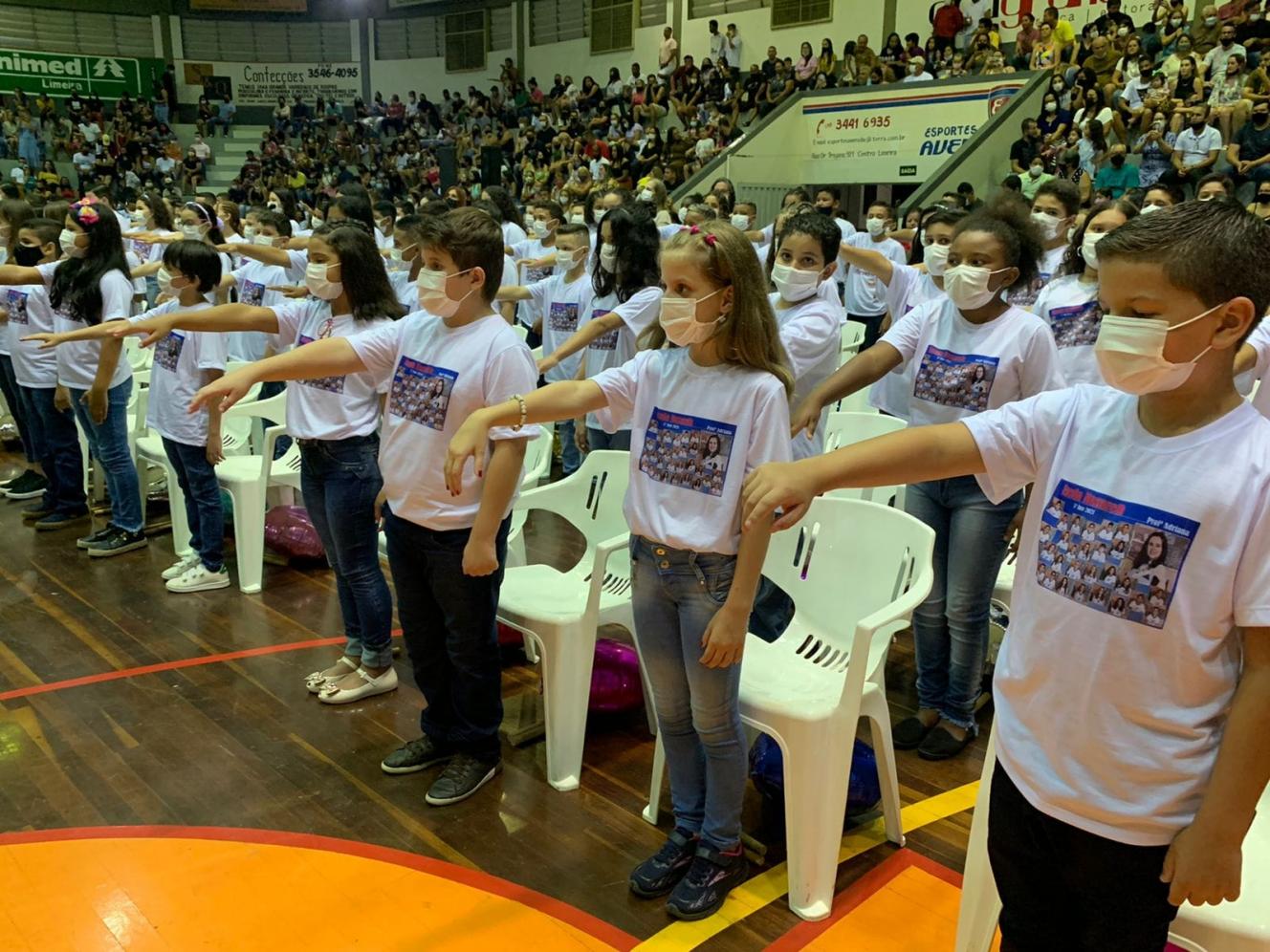 Turmas do 5º ano da rede pública de Cordeirópolis concluem o Ensino Fundamental I
