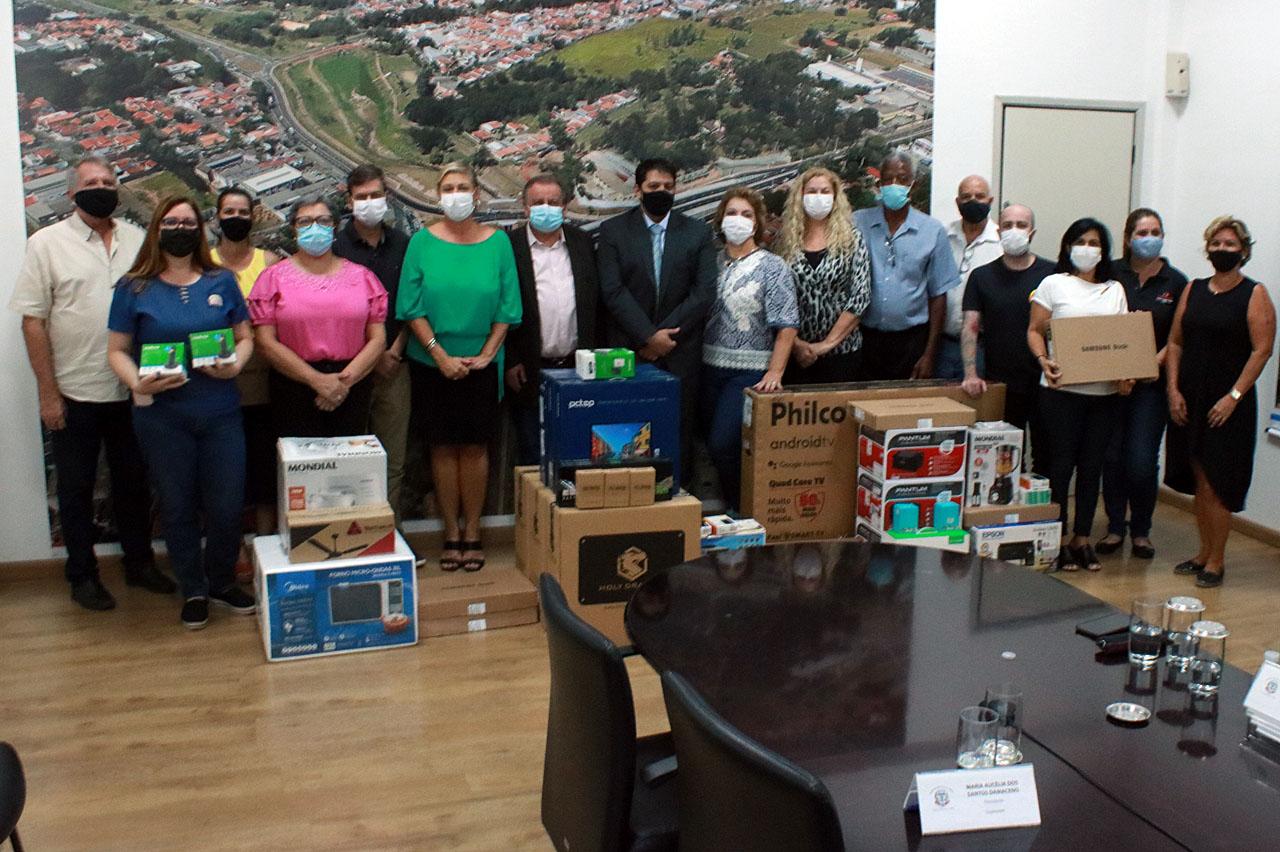 Prefeitura de Limeira entrega equipamentos a entidades assistenciais