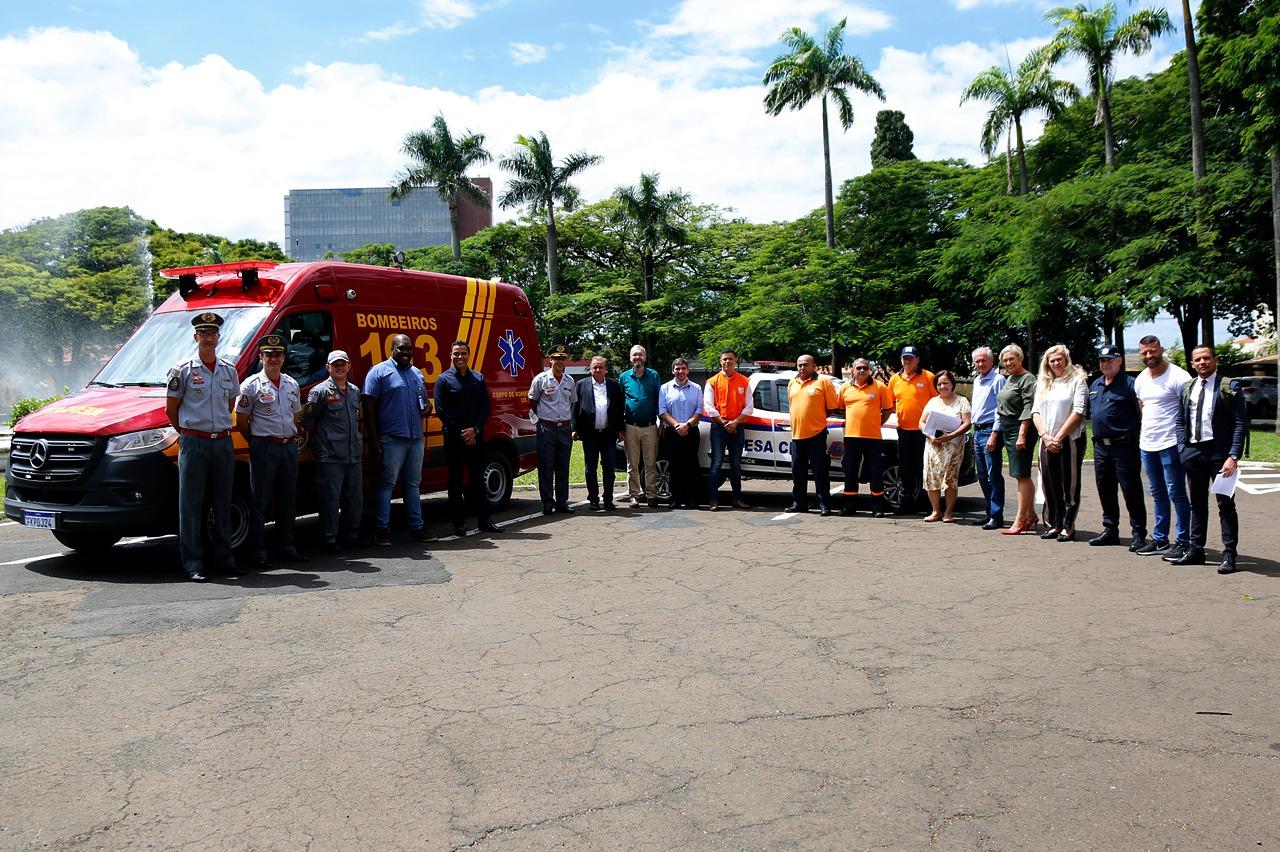 Corpo de Bombeiros e Defesa Civil de Limeira ganham viaturas