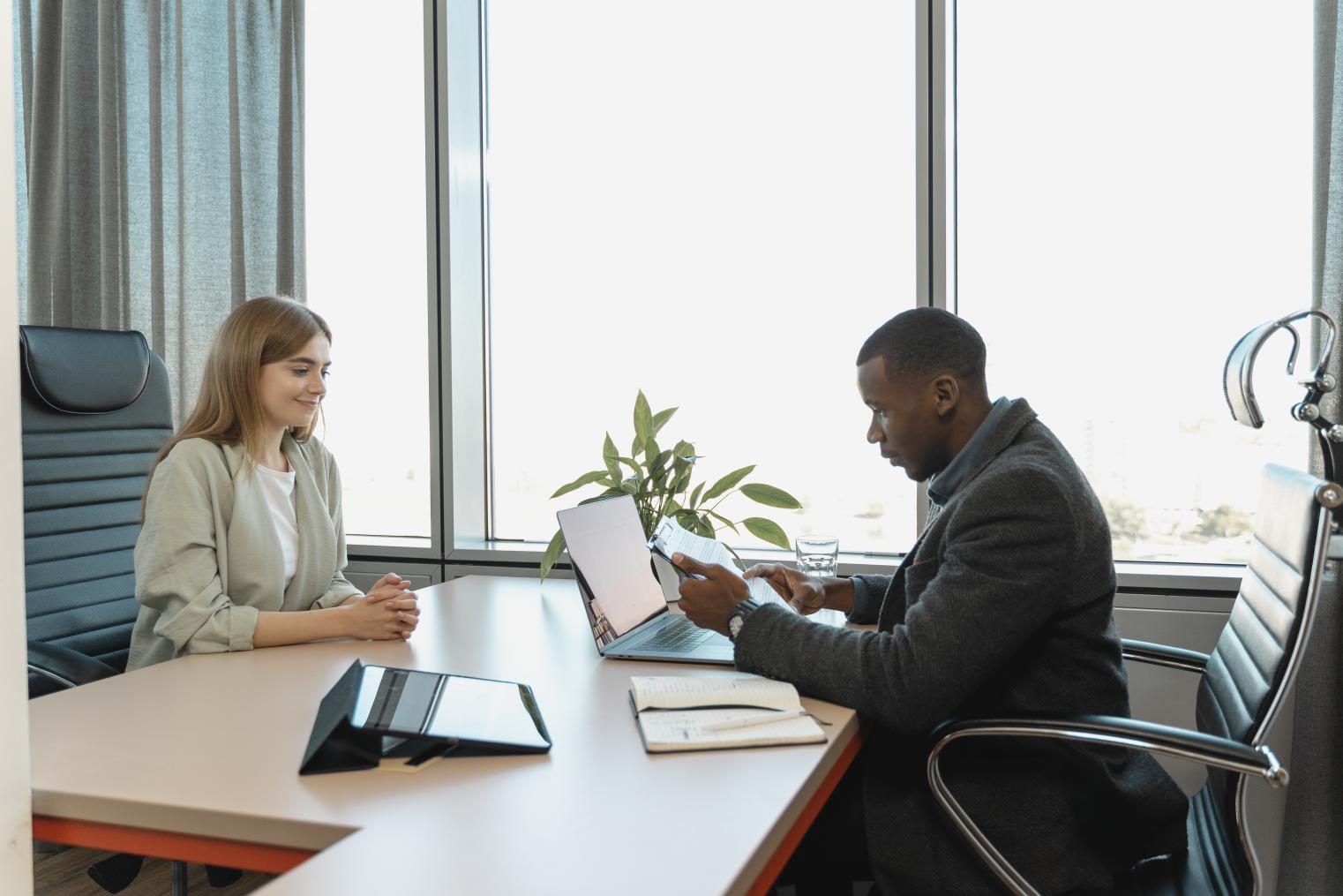 Trabalhadores sentem insegurança ao solicitar aumento salarial