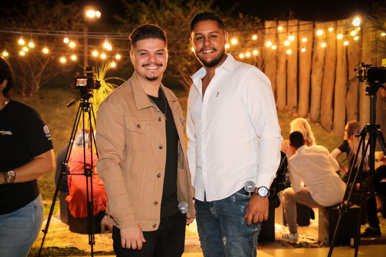 Giovanni Souza & Rafael lançam primeira música de trabalho