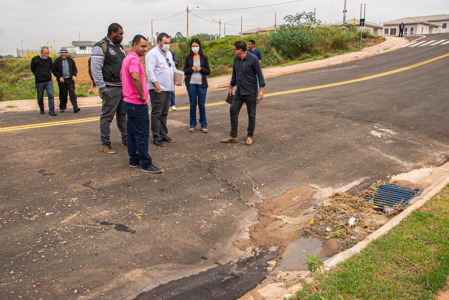 Comissão de Obras da Câmara visita novo loteamento no Jardim Primavera em Limeira