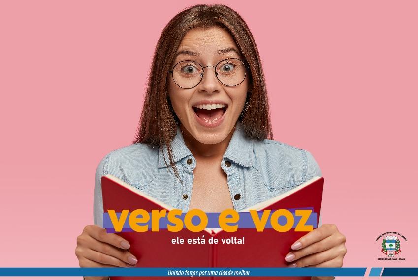 Escolas disputam premiação em concurso de declamação de poesias