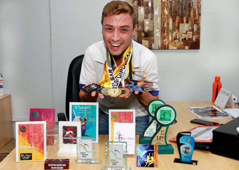 Dançarino de Cordeirópolis vai competir em festival na Argentina