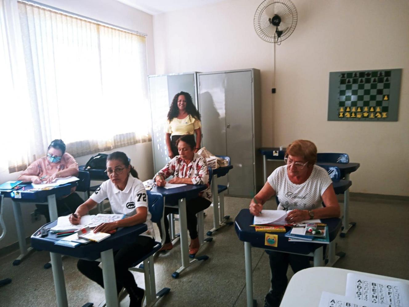 Prefeitura cria programa de alfabetização para idosos em Cordeirópolis