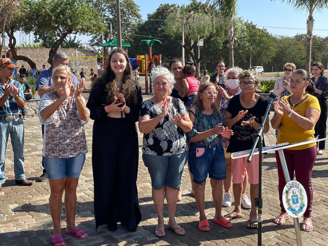 Praça “Benoni Alves Benfica” é reinaugurada