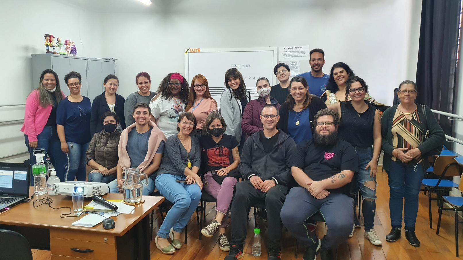 Funcionários passam por capacitação de atendimento à pessoa autista