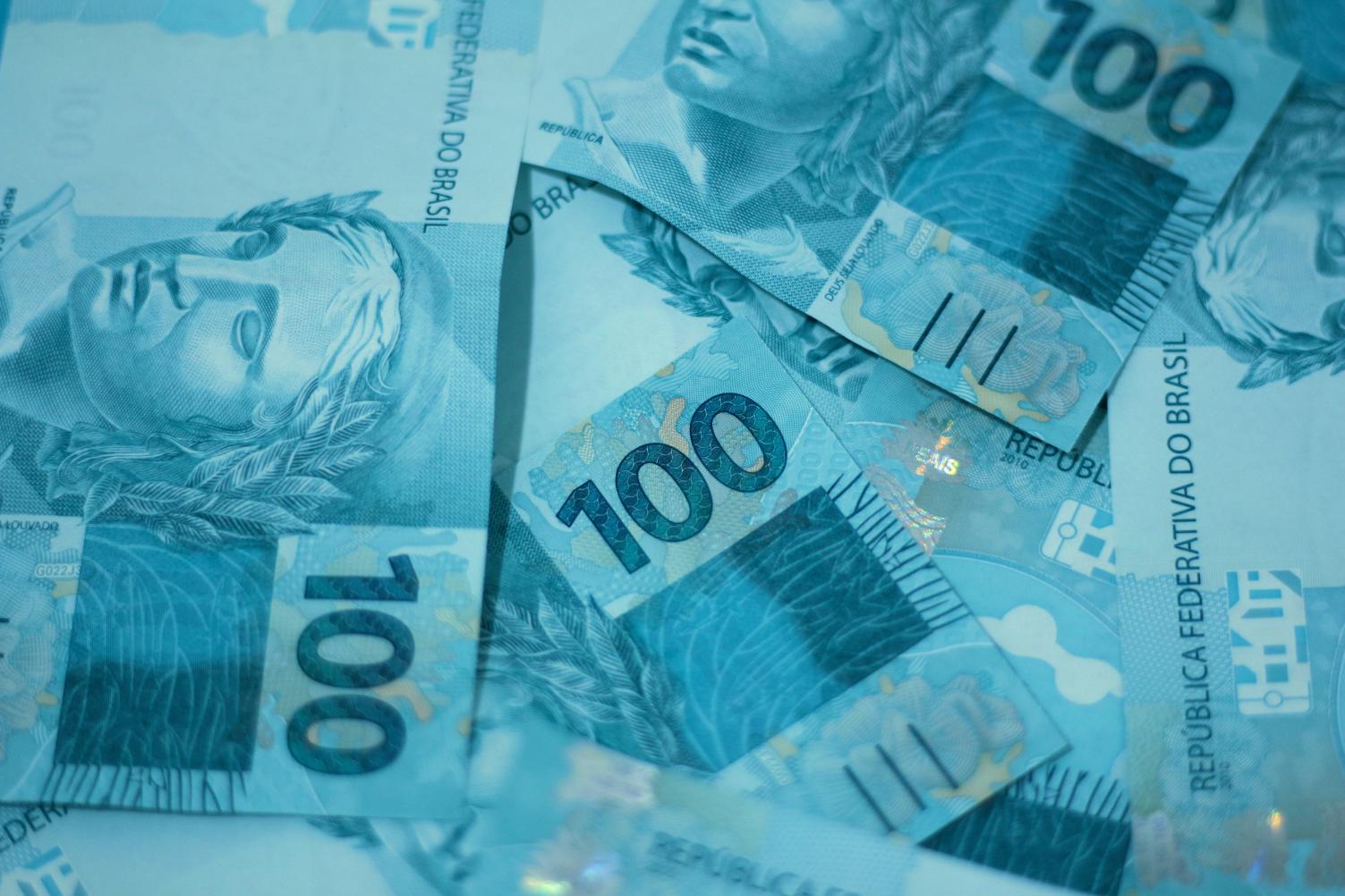 Palestra orienta aposentados sobre endividamento e armadilhas do sistema financeiro