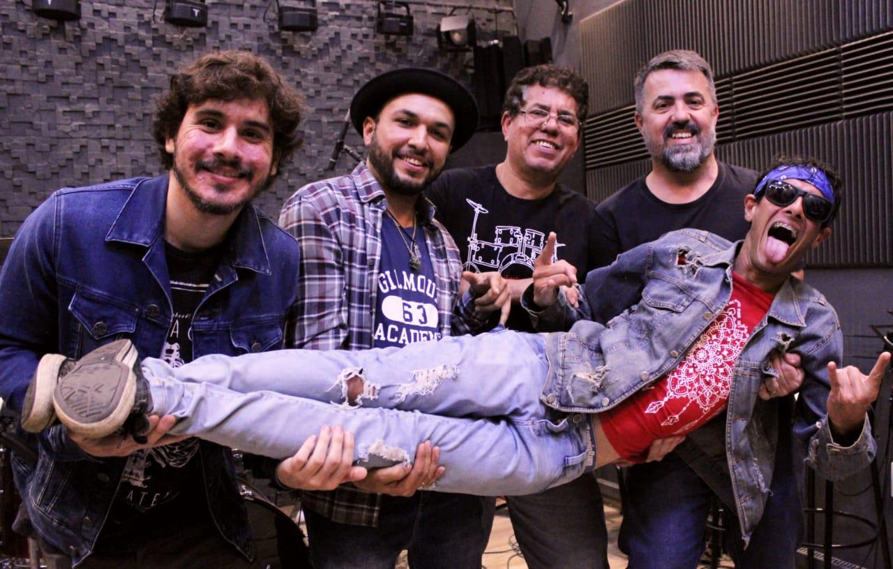 Banda limeirense disputa título de cover oficial do Cazuza; votação segue aberta