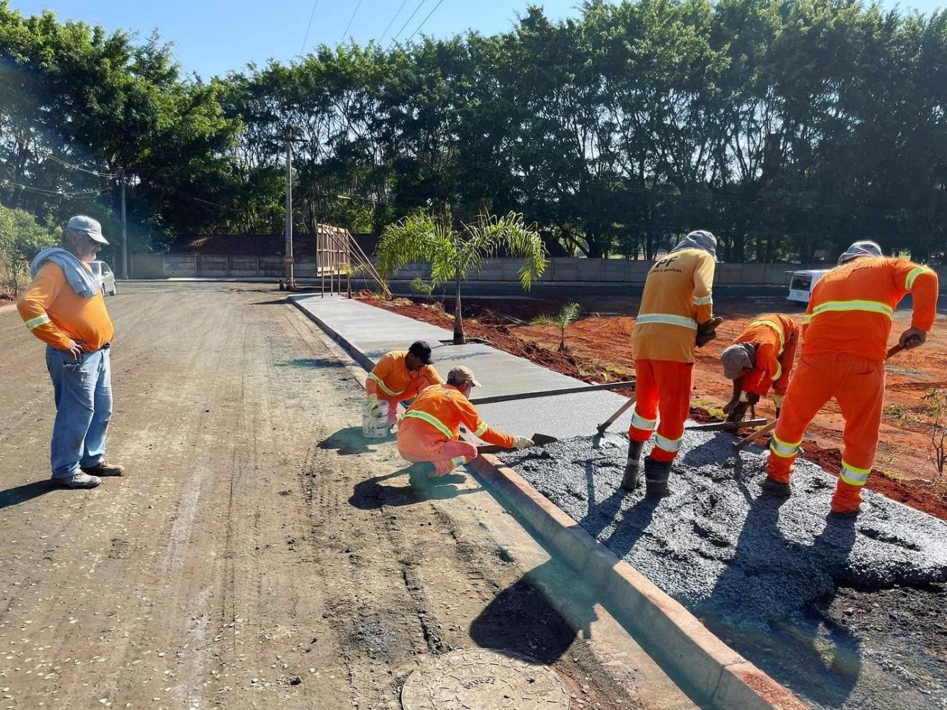 Engenho Velho em Cordeirópolis recebe recapeamento e pavimentação