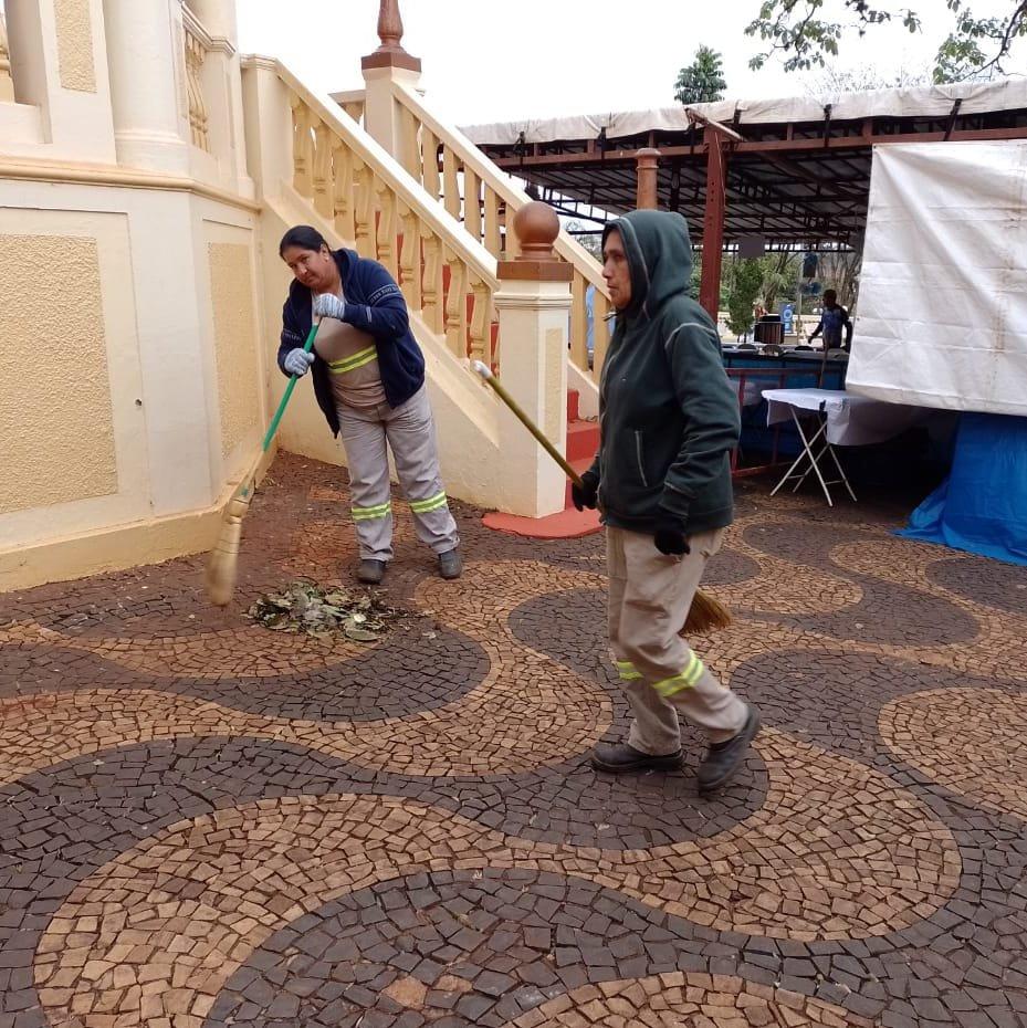 Bairro de Cascalho em Cordeirópolis recebe limpeza e manutenção