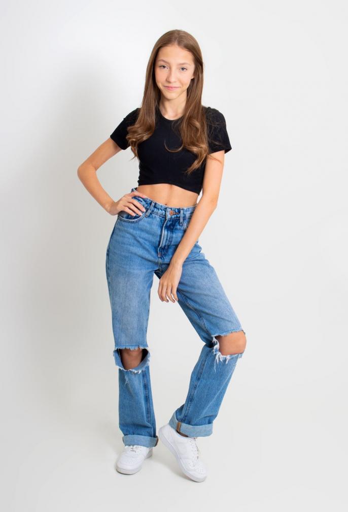 Lívia Moore abre festival Voz de Estudante