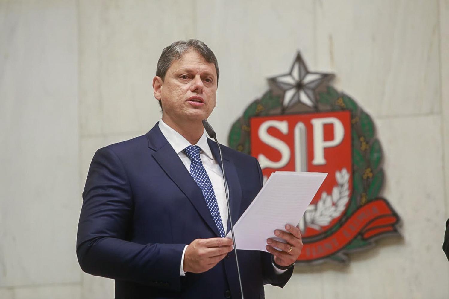 Tarcísio de Freitas assume o Governo de São Paulo no Palácio dos Bandeirantes