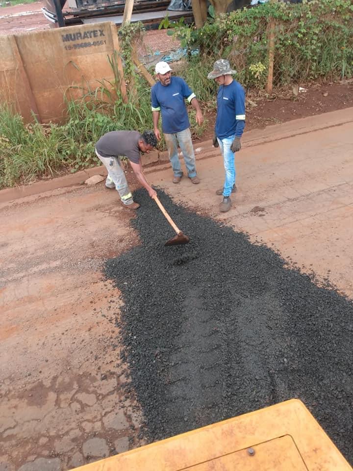 Vila Botion em Cordeirópolis passa por limpeza e manutenção