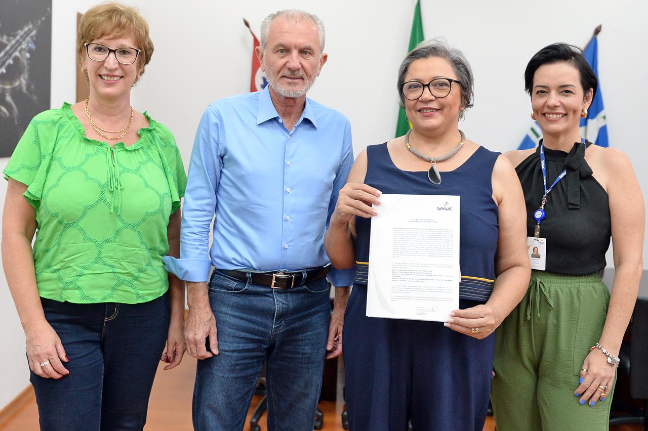 Prefeitura de Limeira e Senac assinam acordo para cursos gratuitos