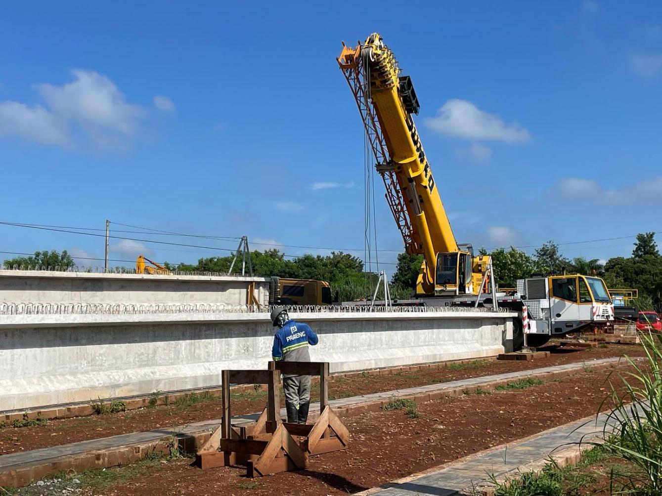 Obras do viaduto sobre ferrovia em Cordeirópolis seguem a todo vapor