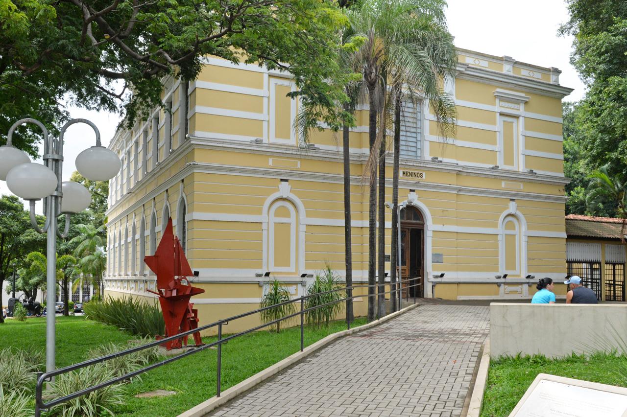 Secretaria de Cultura de Limeira contrata professor de teatro