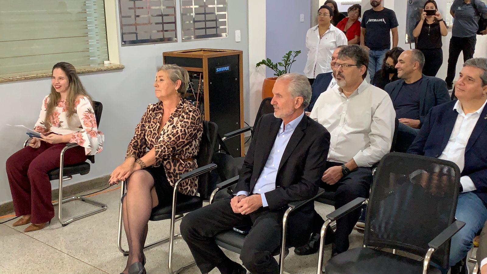 56 anos do Cotil: prefeito e vice de Limeira prestigiam lançamento de nova logomarca do Cotil