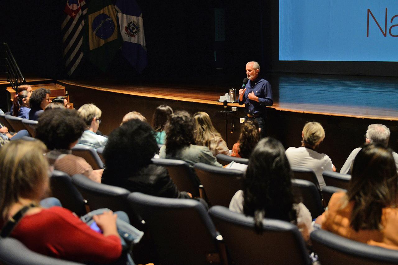 Limeira sedia encontro regional de saúde sobre alta responsável