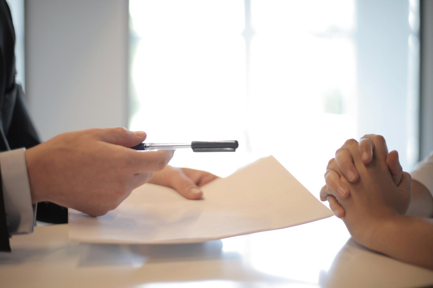 Multa por infidelidade no casamento? Jurista do CEUB explica o que pode ser inserido no pacto antenupcial