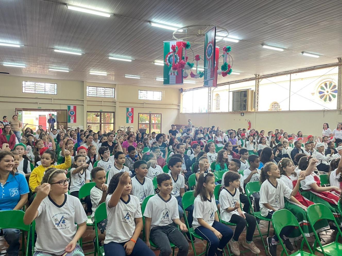 Alunos da rede municipal de Cordeirópolis celebram a Semana Italiana