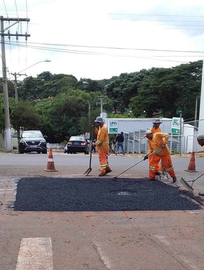 Região central de Cordeirópolis recebe recapeamento e manutenção