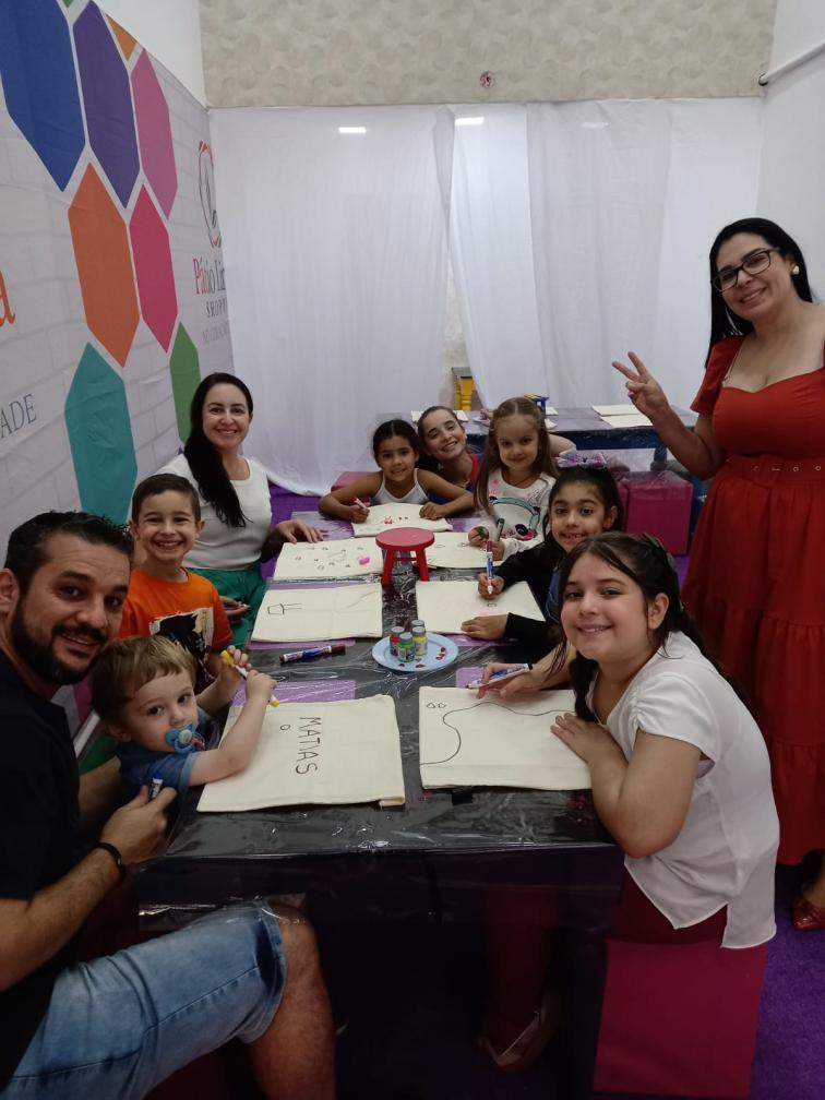 Pátio Limeira Shopping tem teatro infantil e oficinas temáticas no fim de semana
