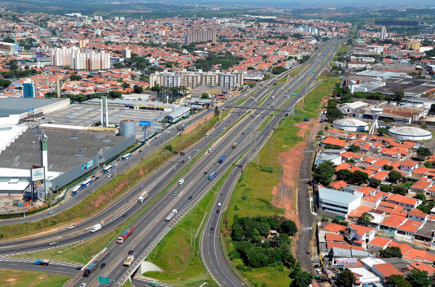 Mais de 3,3 milhões de veículos circularam nas rodovias concedidas no feriado de Corpus Christi