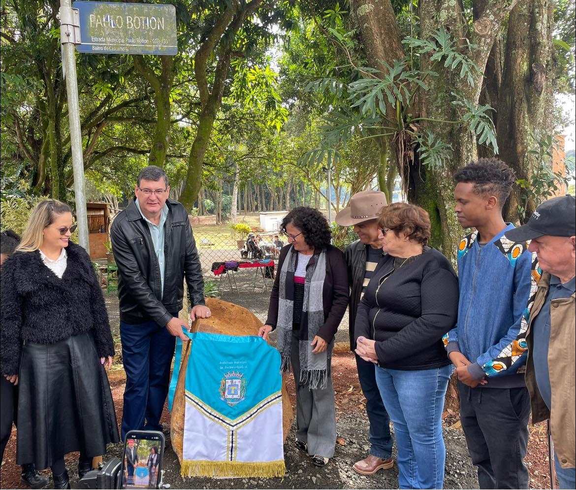 Recapeamento asfáltico da Estrada Municipal Paulo Botion