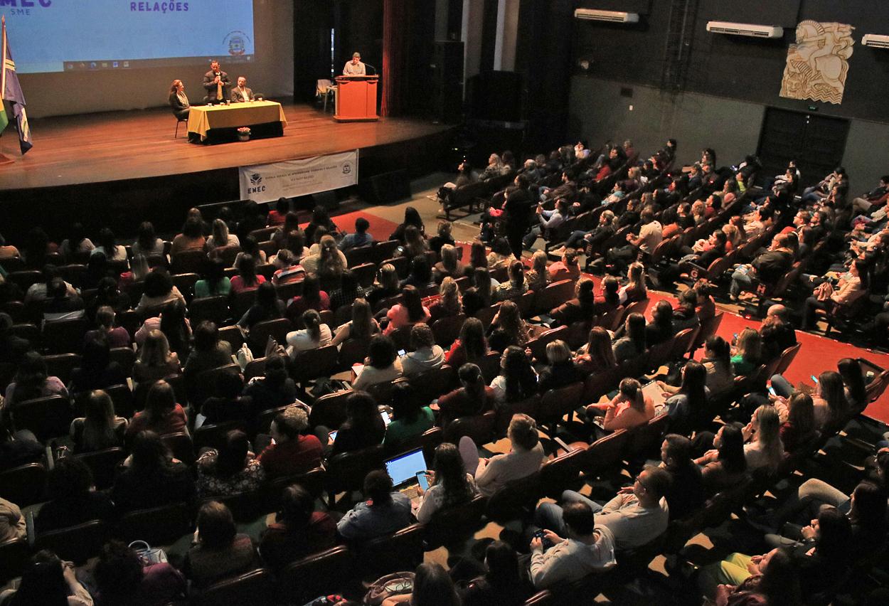 Encontro de Educação Continuada tem novo ciclo de formação a profissionais