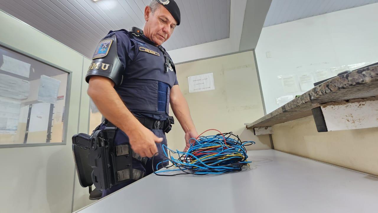 Casal é detido em flagrante pela GCM furtando fio de cobre em Limeira