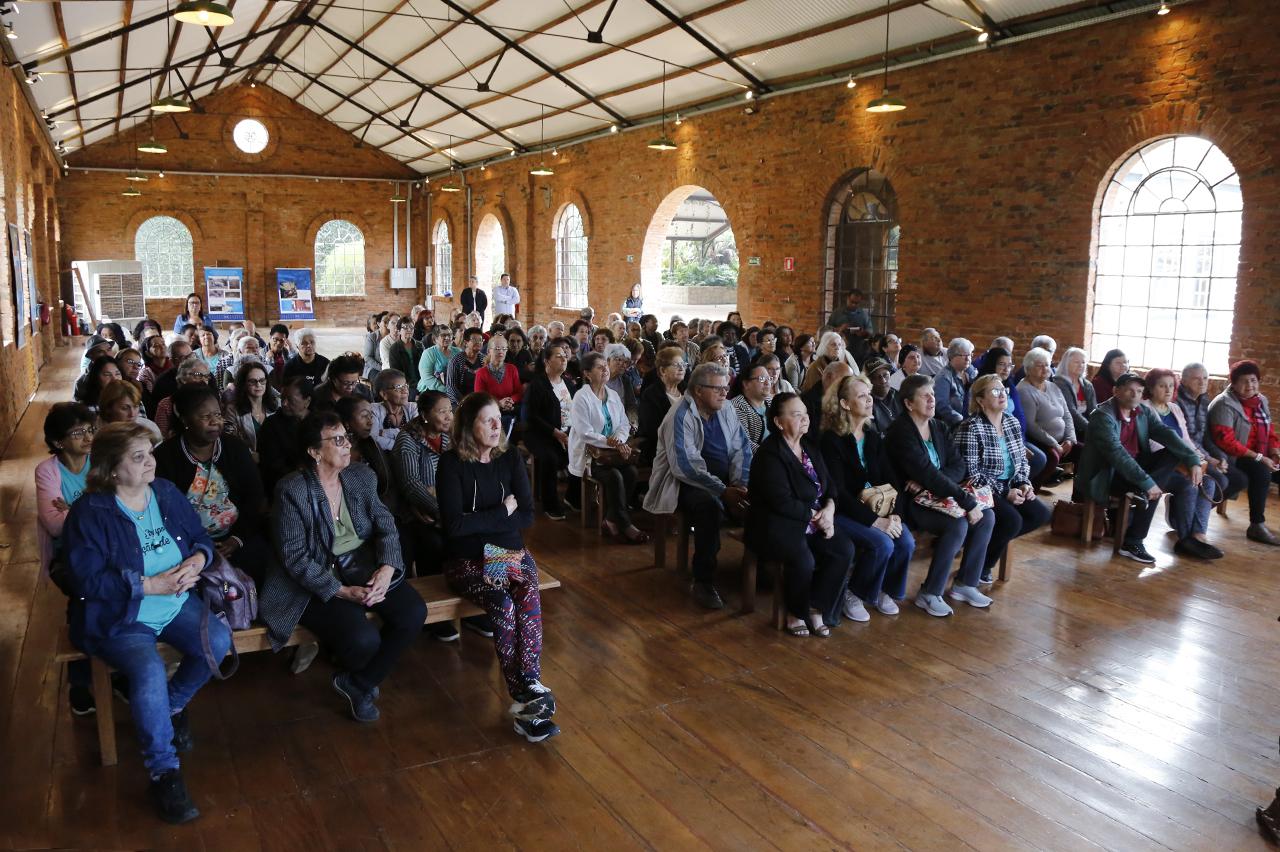 Primeira-dama de Limeira participa de encontro na Fazenda Quilombo