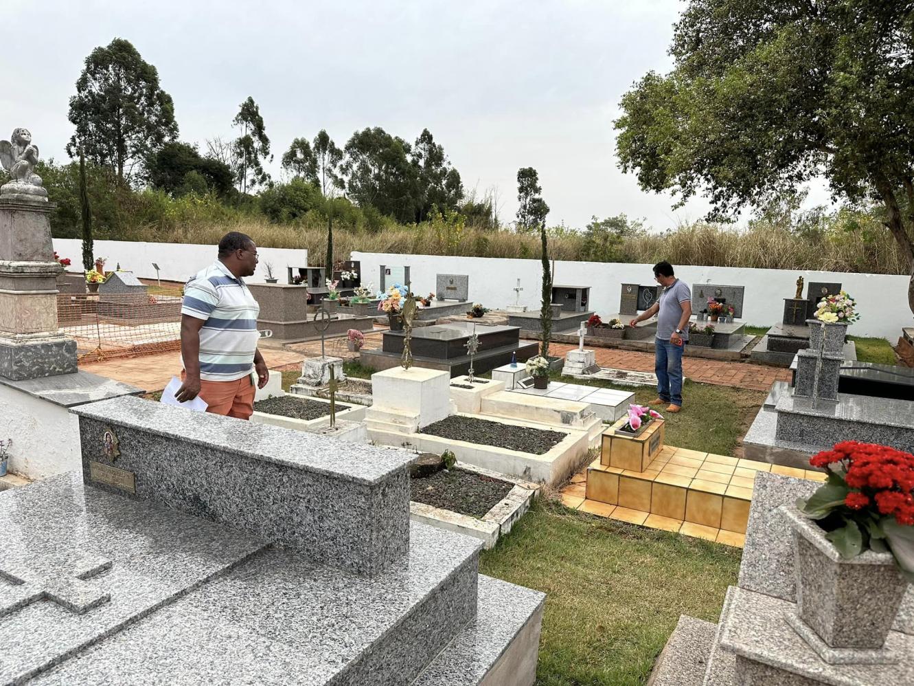 Cemitérios e velório de Cordeirópolis passam pelo processo de dedetização