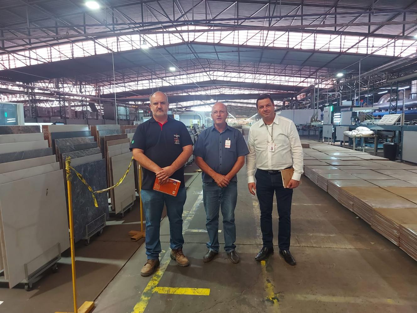 Coordenadores da indústria se reúnem para o fortalecimento do polo cerâmico de Cordeirópolis