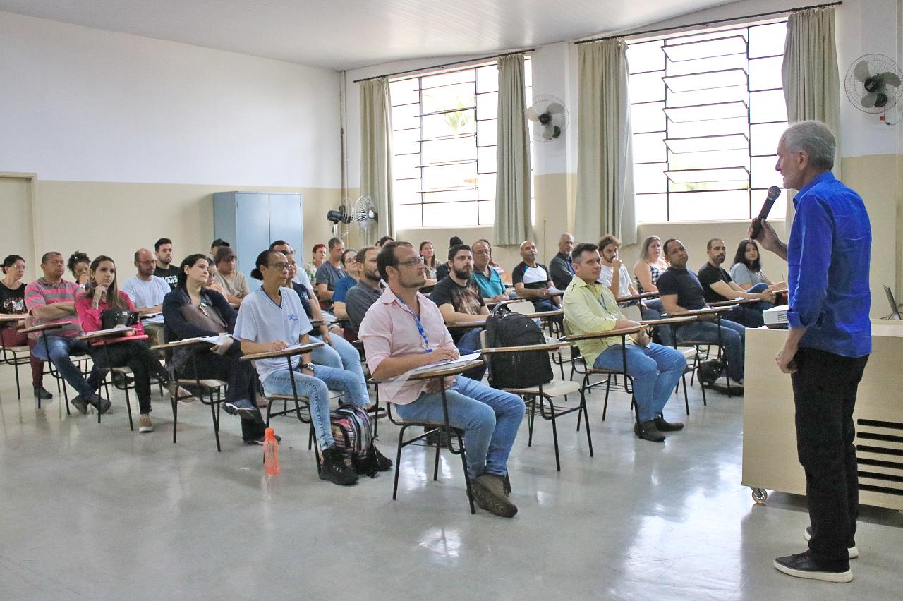 Prefeito de Limeira dá as boas-vindas a 35 novos servidores da Administração Municipal