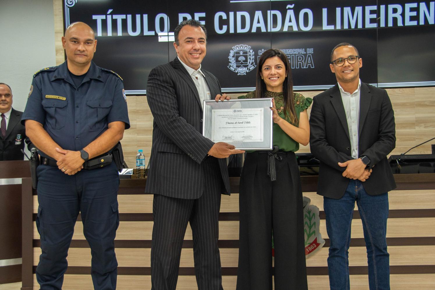 Câmara realiza sessão solene para homenagear personalidades de Limeira
