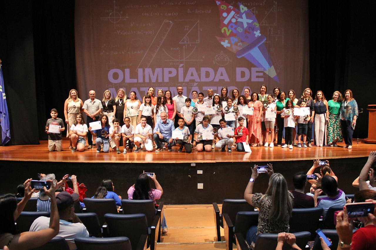 Alunos da rede municipal de Limeira são premiados em Olimpíada de Matemática