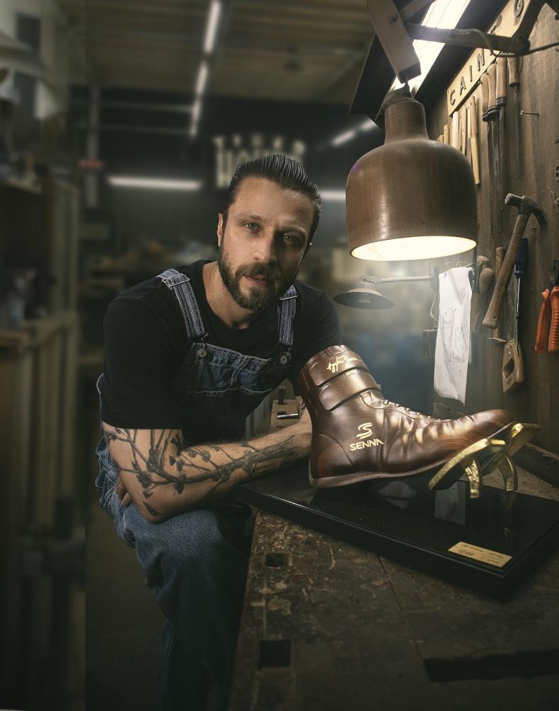 Artista plástico Cainã Gartner lança obra inspirada em técnica de Ayrton Senna