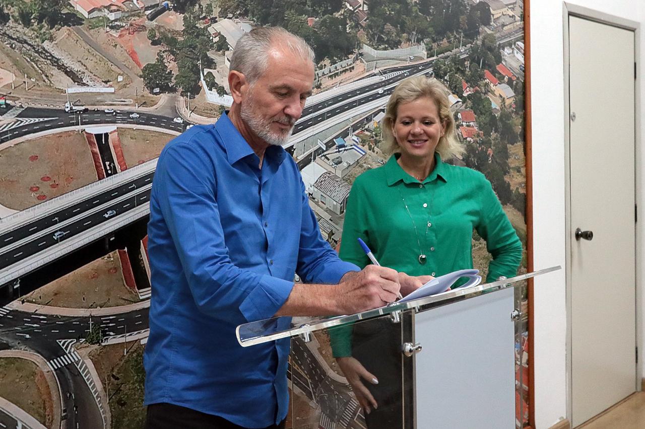 Entidades de Limeira assinam termos de fomento para investimento no esporte