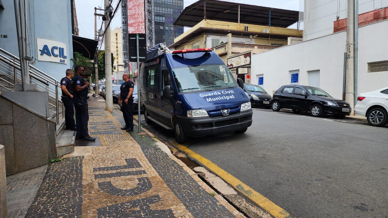 Base Móvel da GCM de Limeira Intensifica Rondas para Reforçar Segurança na Área Central